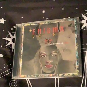 Enigma CD Love Songs Devotion the greatest hits in great shape in box